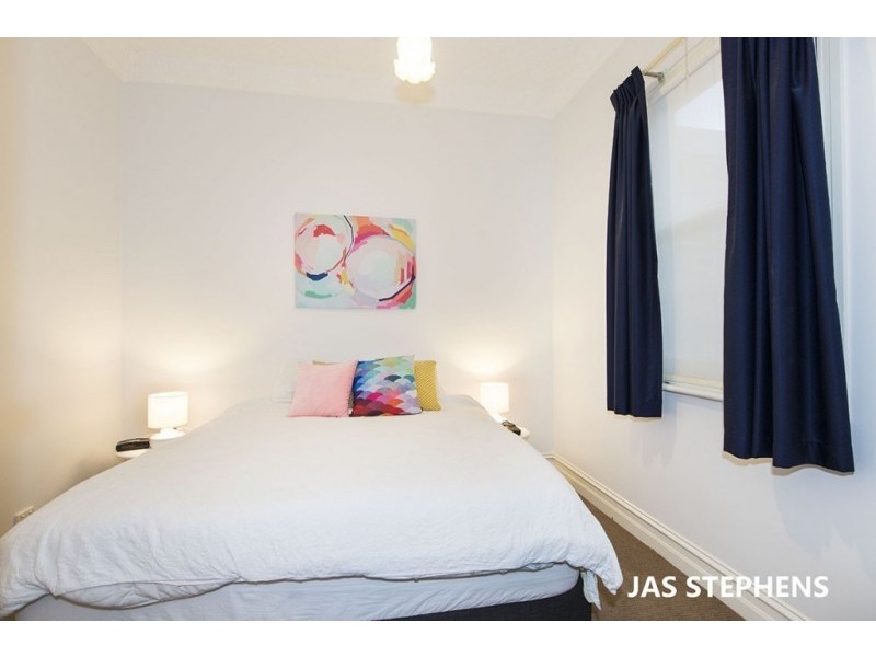 16 Margaret Street, Seddon VIC 3011