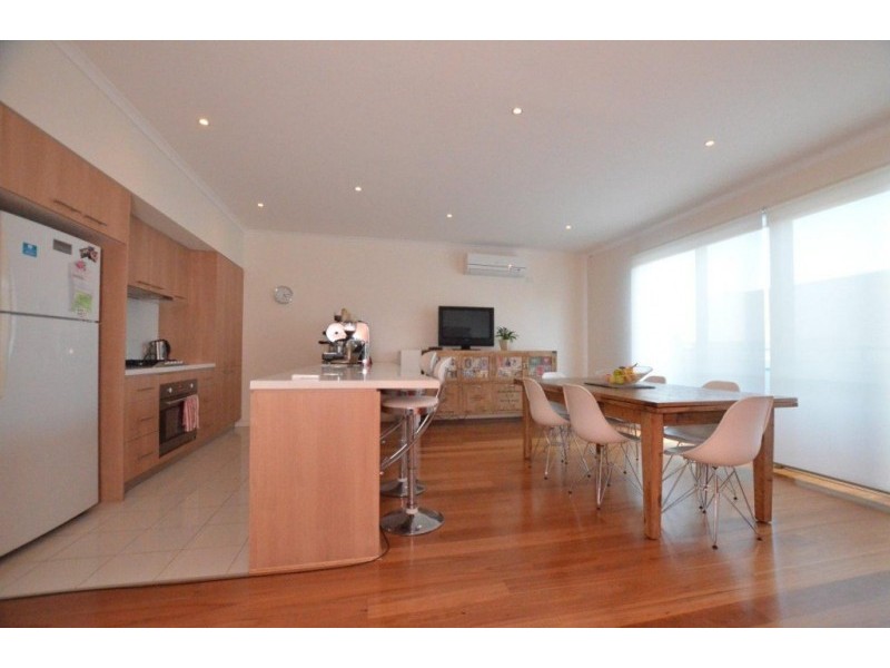 39 Warleigh Road, Footscray VIC 3011