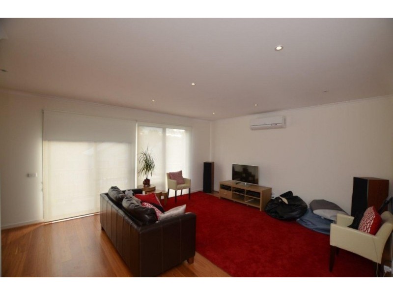 39 Warleigh Road, Footscray VIC 3011