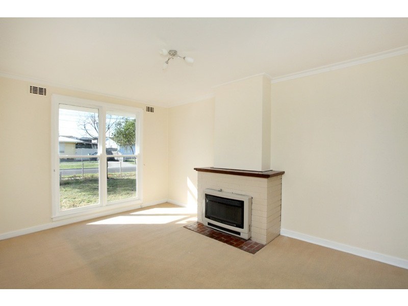 9 Castley Crescent, Braybrook VIC 3019