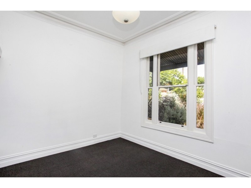 100 Dover Road, Williamstown VIC 3016