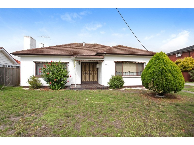 102 Civic Parade, Altona VIC 3018