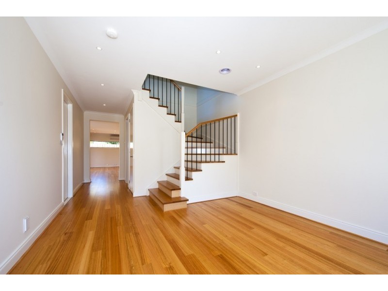 2/6 Jepson Street, Yarraville VIC 3013