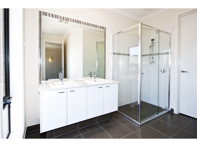 2/6 Jepson Street, Yarraville VIC 3013