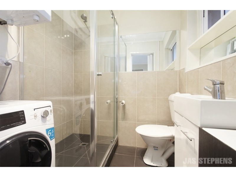 12/1 Hatfield Court, West Footscray VIC 3012