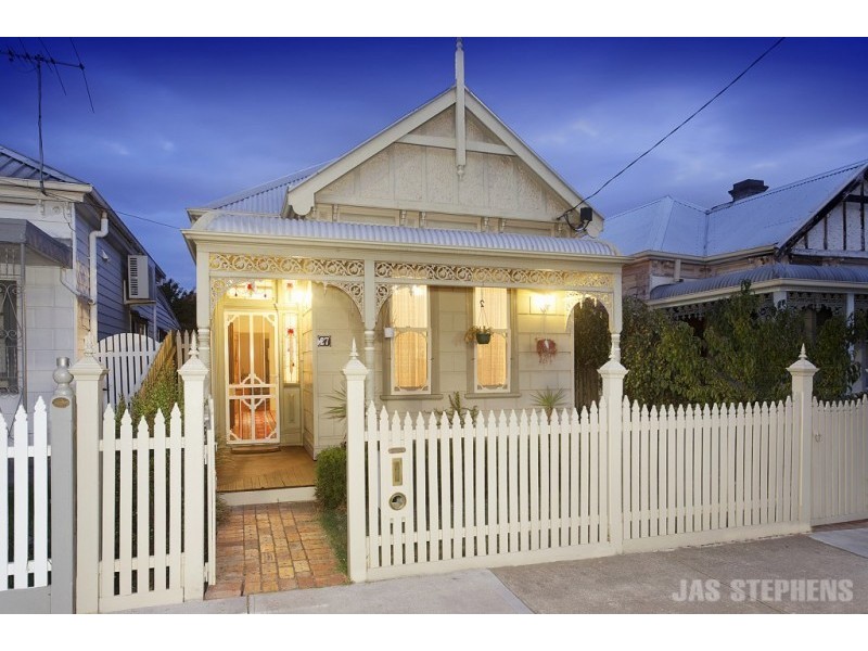 27 Tennyson Street, Seddon VIC 3011