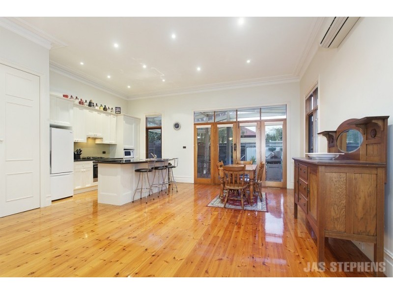 27 Tennyson Street, Seddon VIC 3011