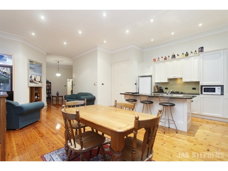 27 Tennyson Street, Seddon VIC 3011