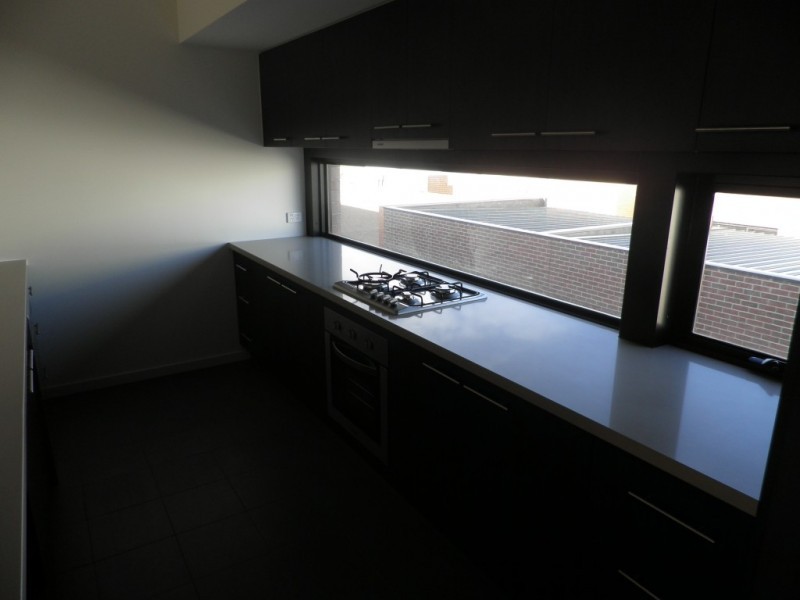 12/20 Hewitt Avenue, Footscray VIC 3011