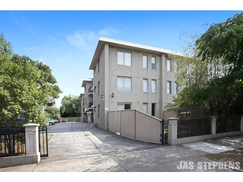 17/34-40 Whitehall Street, Footscray VIC 3011