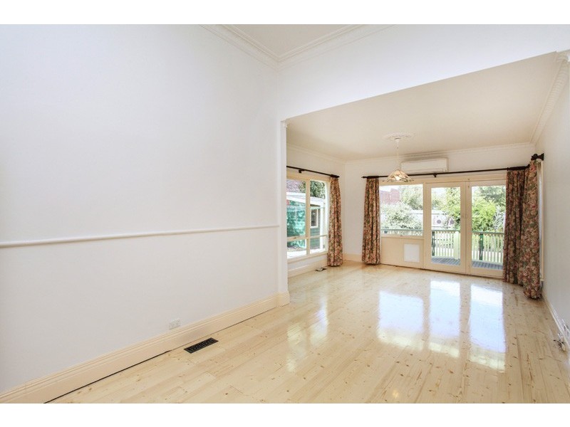 153 Charles Street, Seddon VIC 3011