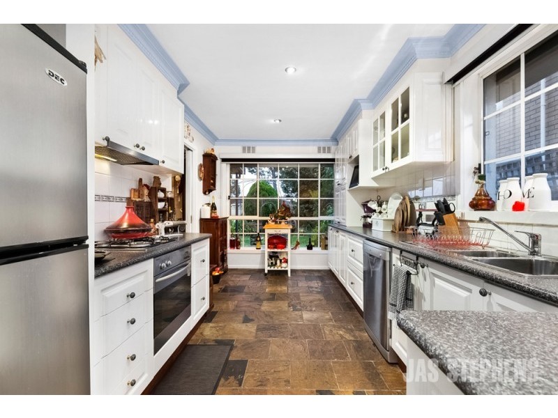 3 Iluka Court, Sunshine West VIC 3020