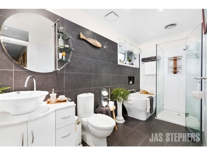 3 Iluka Court, Sunshine West VIC 3020