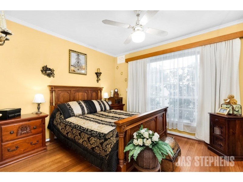 3 Iluka Court, Sunshine West VIC 3020