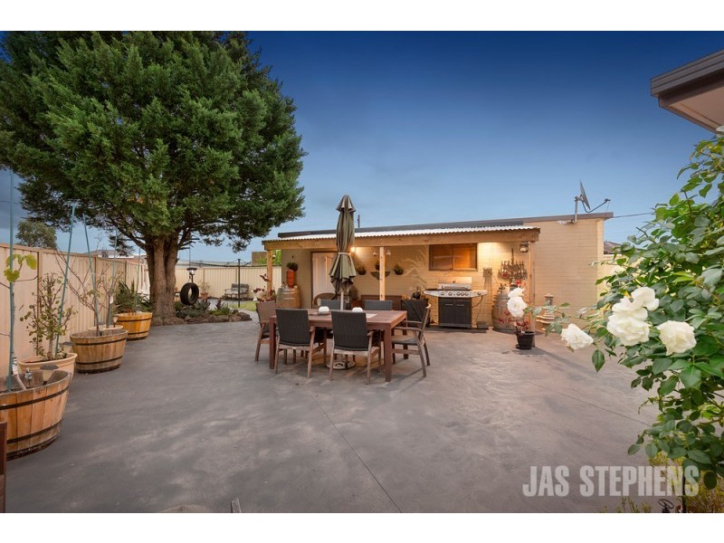 3 Iluka Court, Sunshine West VIC 3020