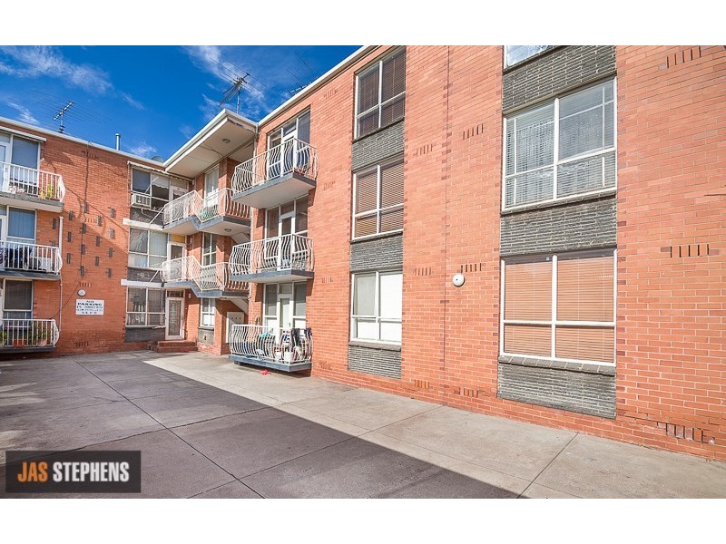 13/49 Hyde Street, Seddon VIC 3011