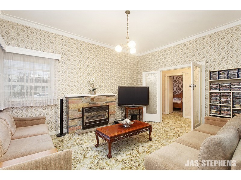 49 Napoleon Street, West Footscray VIC 3012