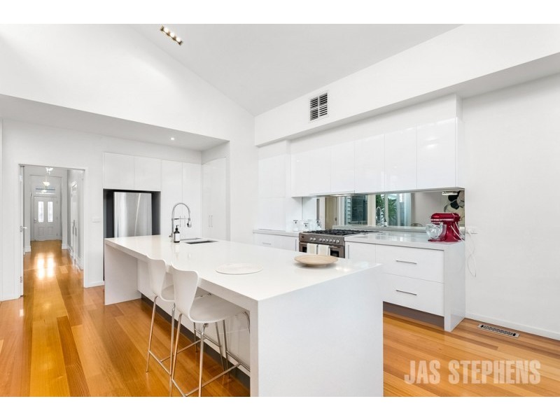 12 Burns Street, Yarraville VIC 3013