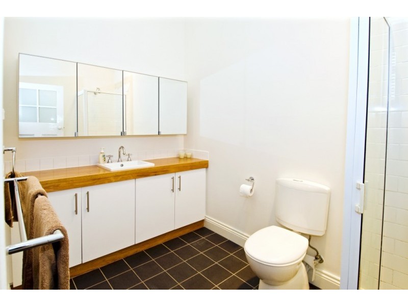 8 Darling Street, Footscray VIC 3011