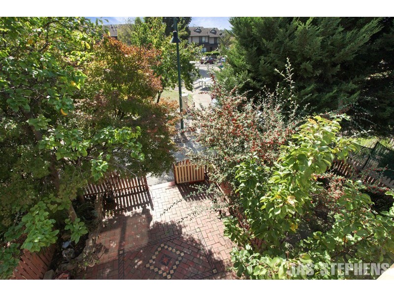 11 Secomb Place, Footscray VIC 3011