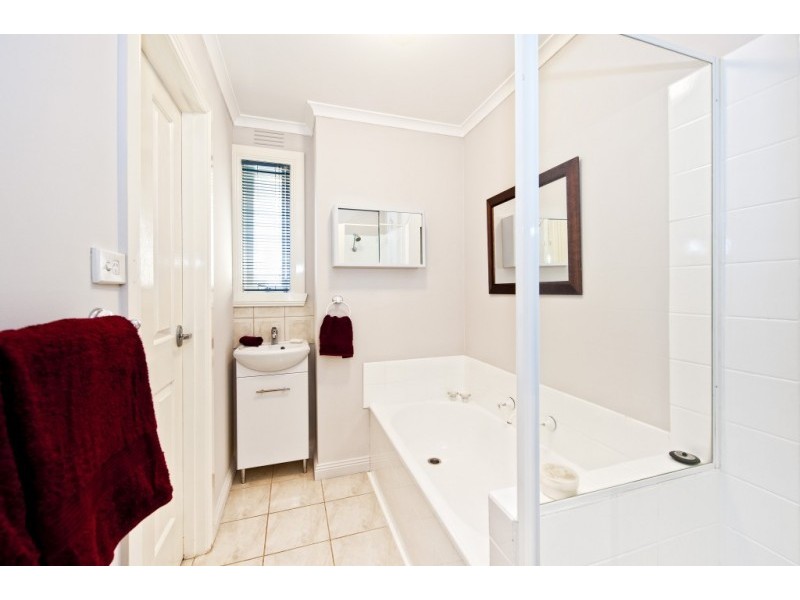 3/88 The Avenue, Spotswood VIC 3015