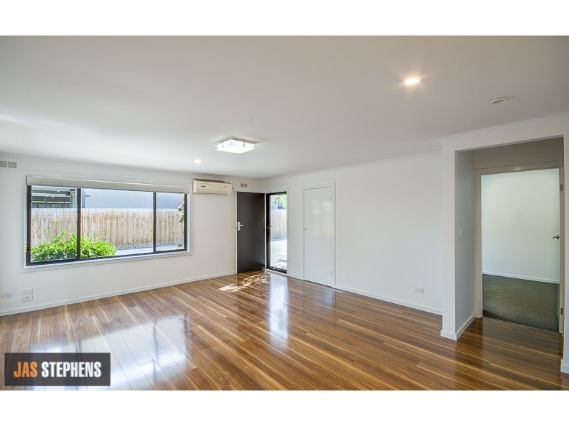 2/35 Newcastle Street, Newport VIC 3015