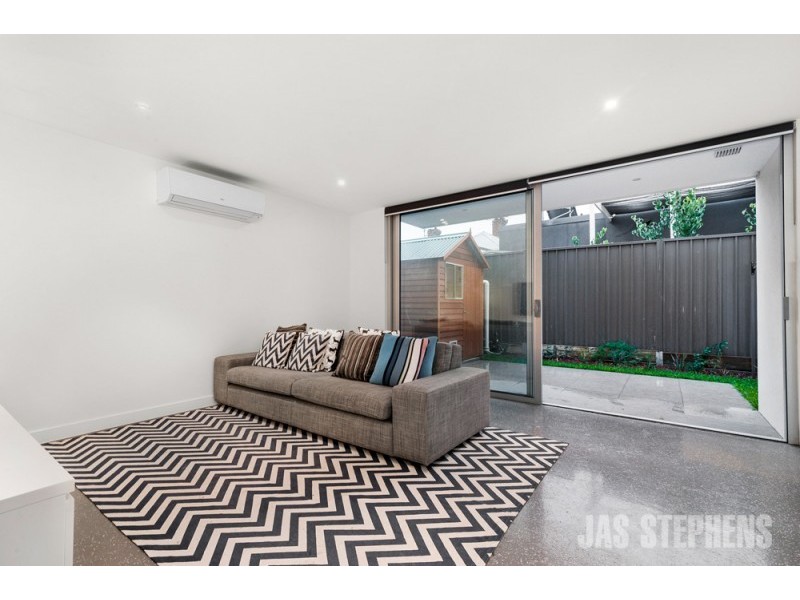 38 Lily Street, Seddon VIC 3011