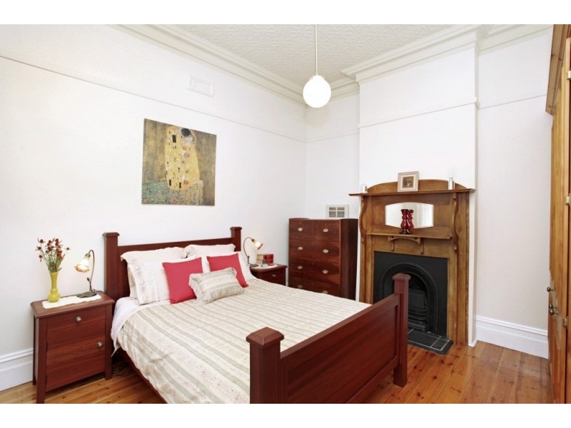 4 Austin Street, Seddon VIC 3011