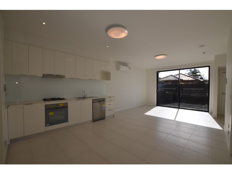 4/21 Buckingham Street, Footscray VIC 3011