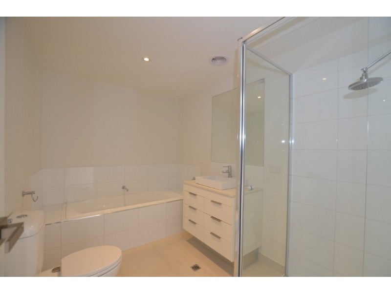 4/21 Buckingham Street, Footscray VIC 3011