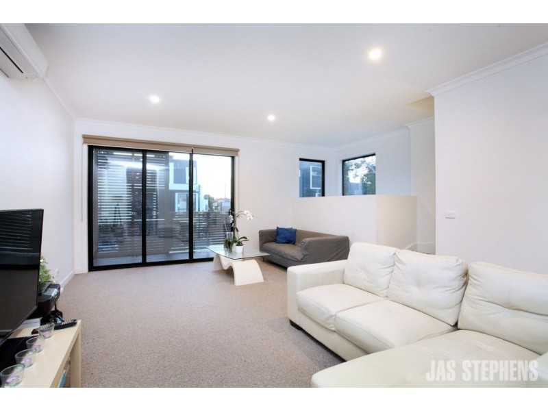 32 Hewitt Avenue, Footscray VIC 3011