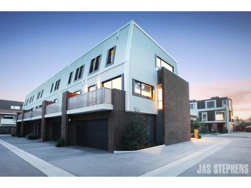 32 Hewitt Avenue, Footscray VIC 3011