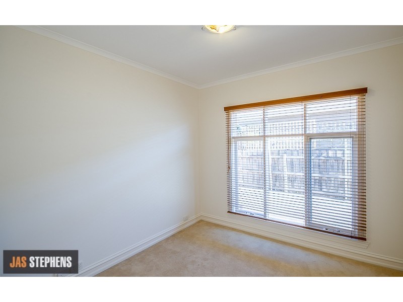 2/17 Tongue Street, Yarraville VIC 3013