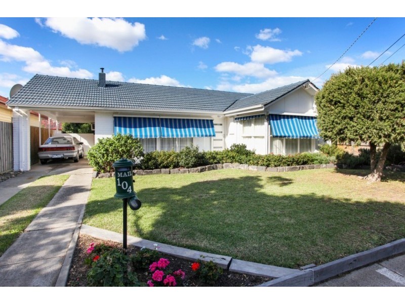 104 Seventh Avenue, Altona North VIC 3025