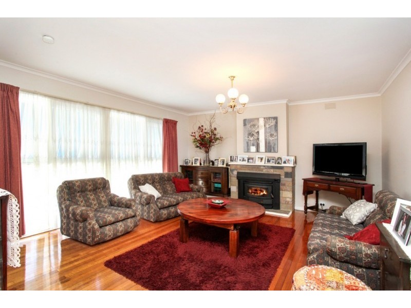 104 Seventh Avenue, Altona North VIC 3025