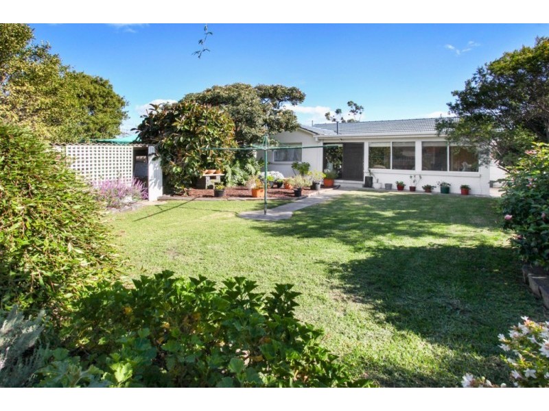 104 Seventh Avenue, Altona North VIC 3025