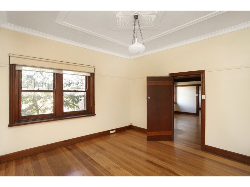 18 Monica Street, Essendon VIC 3040