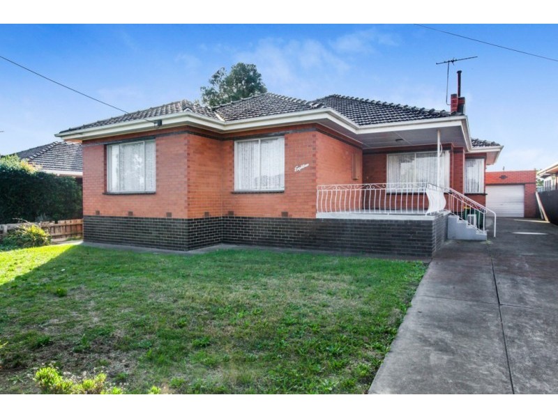 18 Verdun Street, Maidstone VIC 3012