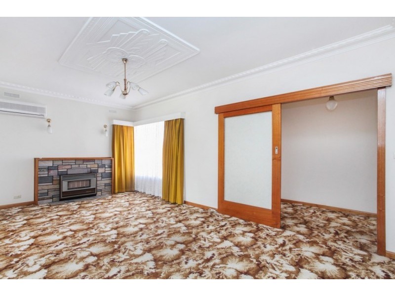 18 Verdun Street, Maidstone VIC 3012