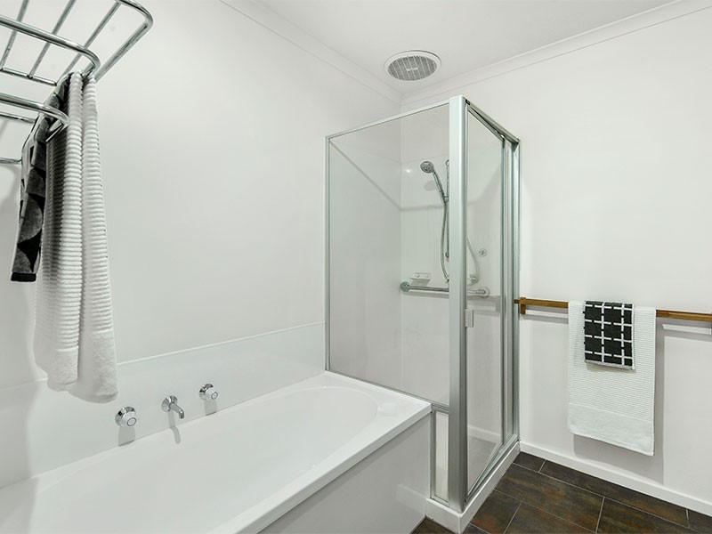 2/45 Cathcart Street, Maidstone VIC 3012