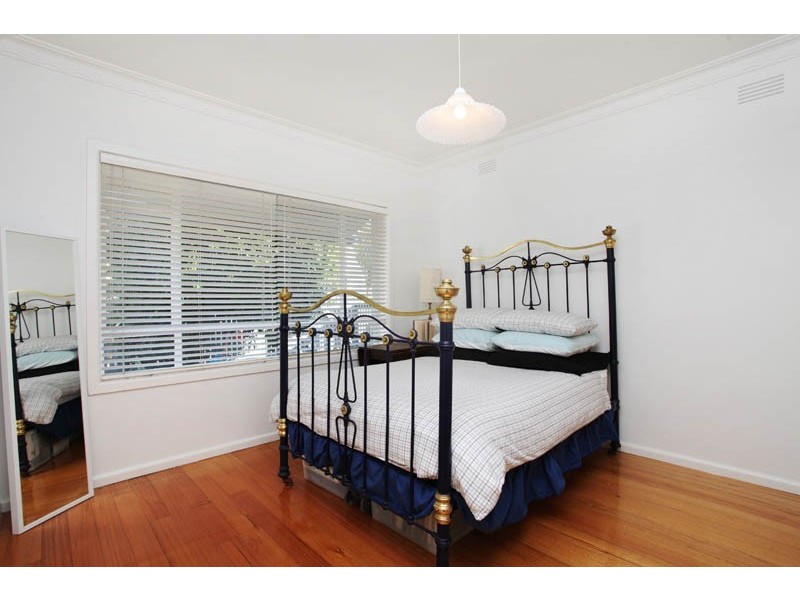 23 McConnell Street, Kensington VIC 3031