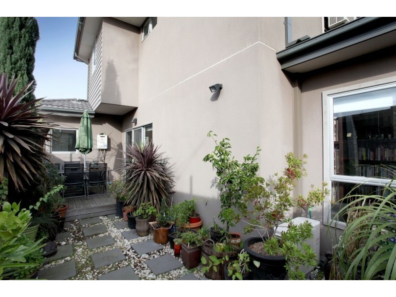 16 Burns Street, Yarraville VIC 3013