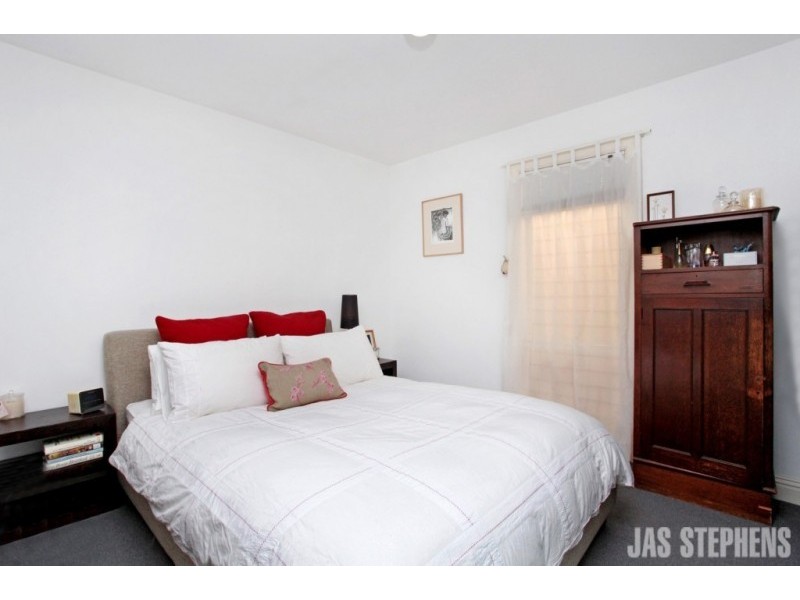 62A Williamstown Rd, Kingsville VIC 3012