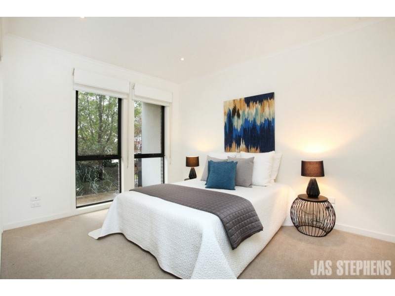 39 Warleigh Road, Footscray VIC 3011