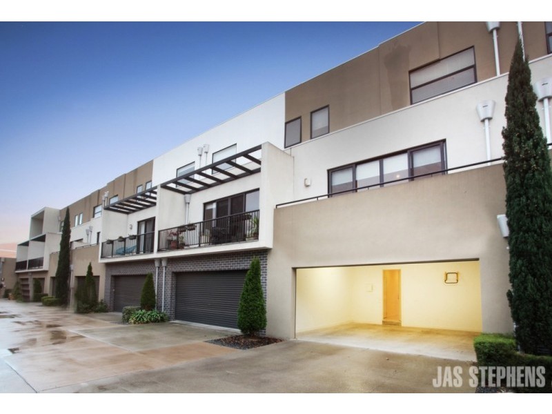 39 Warleigh Road, Footscray VIC 3011