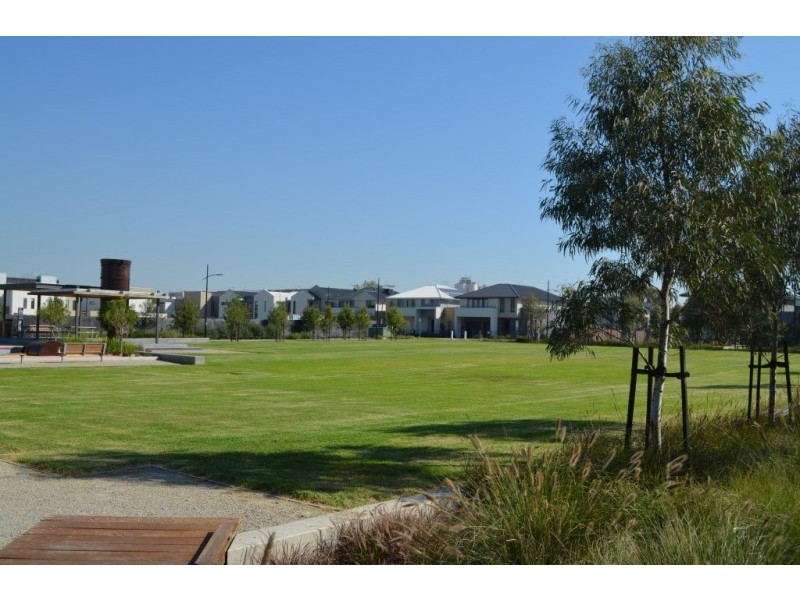 77 McDougall Drive, Footscray VIC 3011