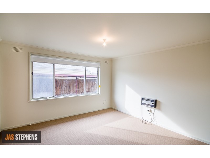 1/19 Saltley Street, South Kingsville VIC 3015