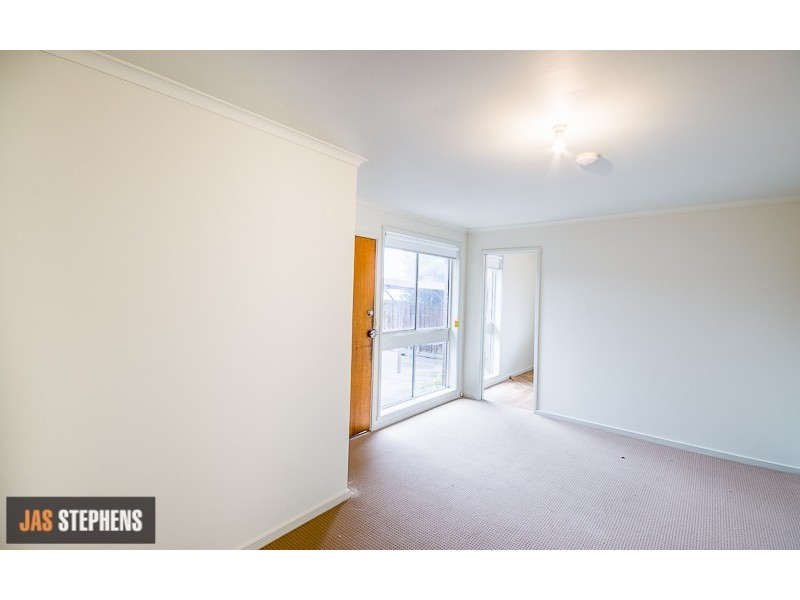 4/19 Saltley Street, South Kingsville VIC 3015