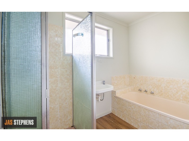 4/19 Saltley Street, South Kingsville VIC 3015