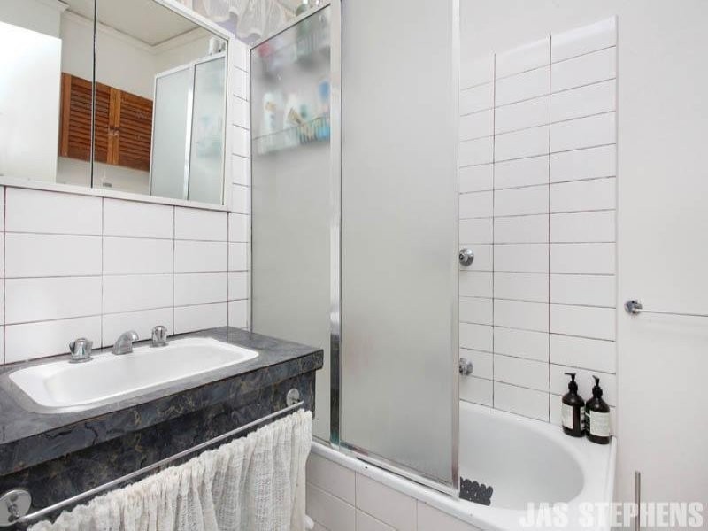 5/49 Napier Street, Footscray VIC 3011
